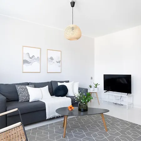 Family In Kallio Beside Metro W/ Free Parking