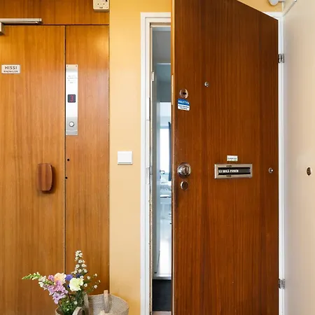 Family In Kallio Beside Metro W/ Free Parking