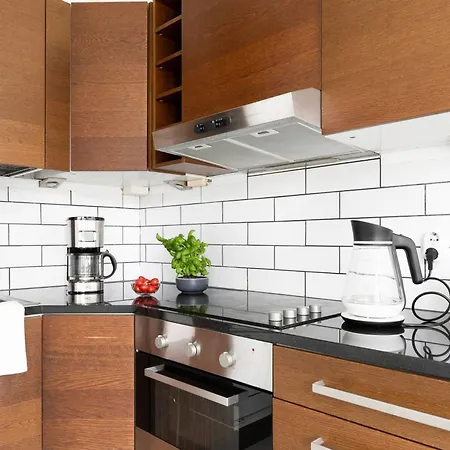 Daire Family In Kallio Beside Metro W/ Free Parking *